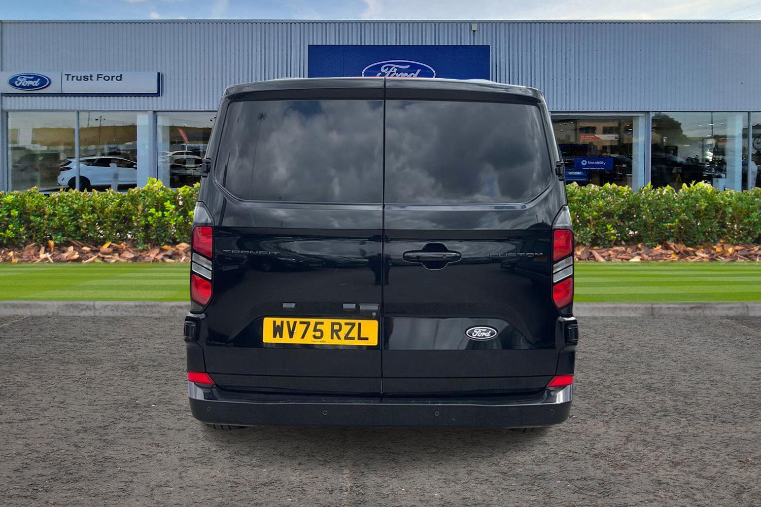 Ford TRANSIT CUSTOM Photo 12