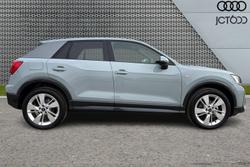 AUDI Q2 Photo 4