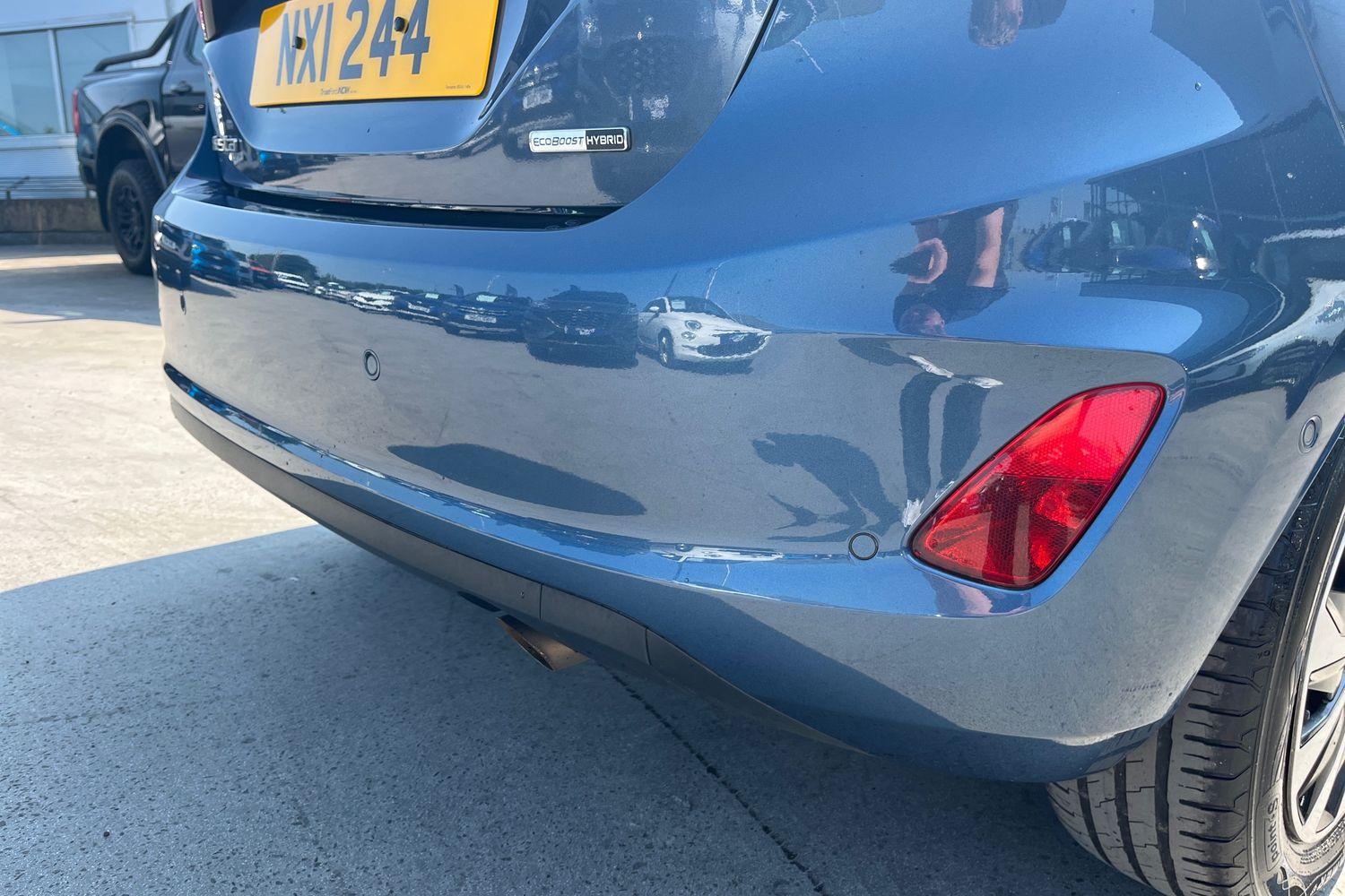 Ford FIESTA Photo 23