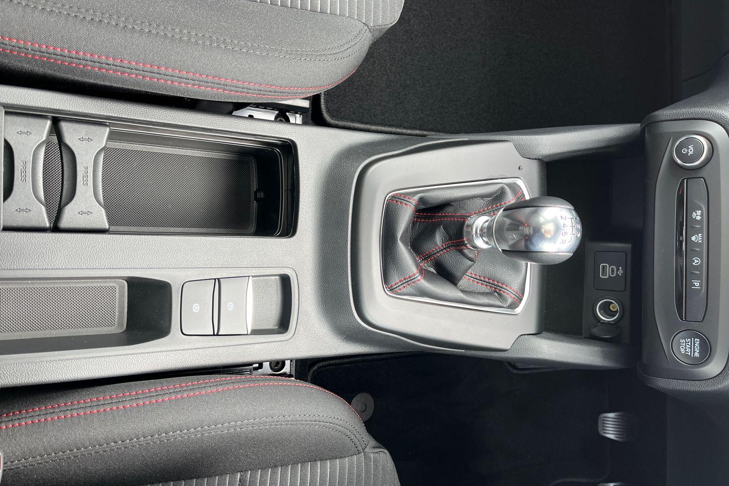 Ford FOCUS Photo 30