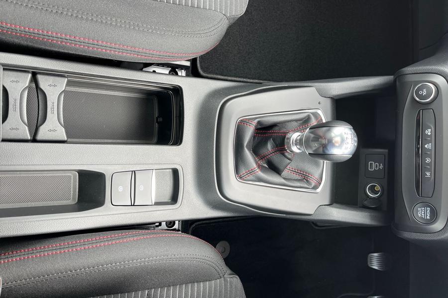 Ford FOCUS Photo autoimg-d5028ae1f3a9587d4b1bd984aa1e53c12c5041d4.jpg