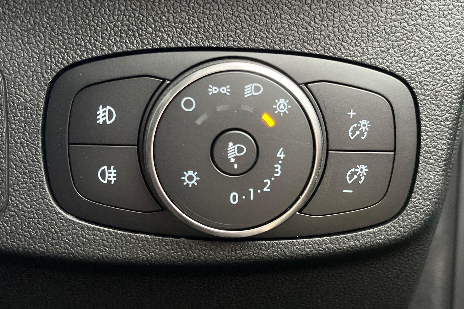 Ford FOCUS Photo 22