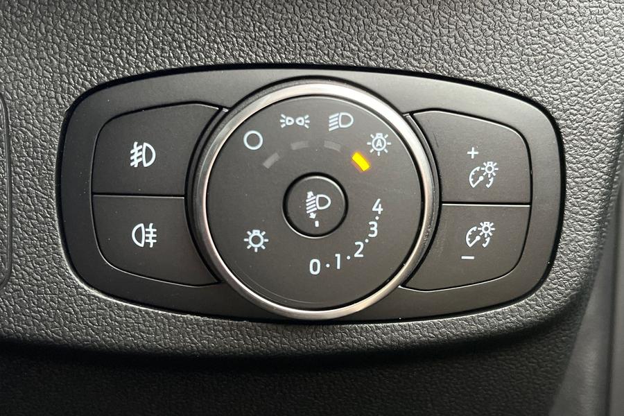 Ford FOCUS Photo autoimg-d50568a5b38db1f403ee623a311020afeedf31a9.jpg