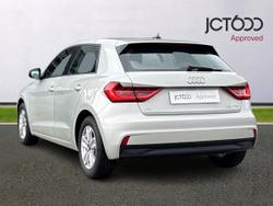 Audi A1 Photo 3