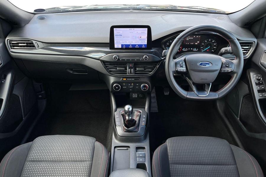 Ford FOCUS Photo autoimg-d506c61ed11f4b30c86f8c6cda5855a0faea9def.jpg