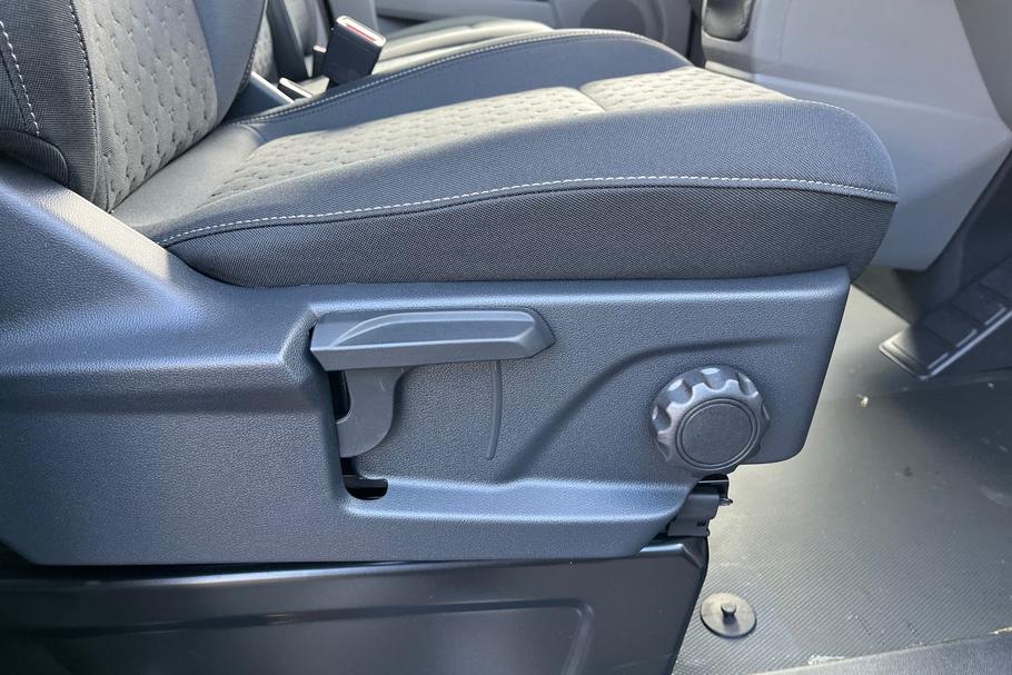 Used Ford TRANSIT CUSTOM LMZ4010 29
