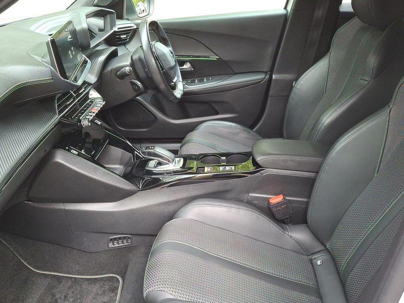 Used Peugeot E-2008 OY21RBZ 16
