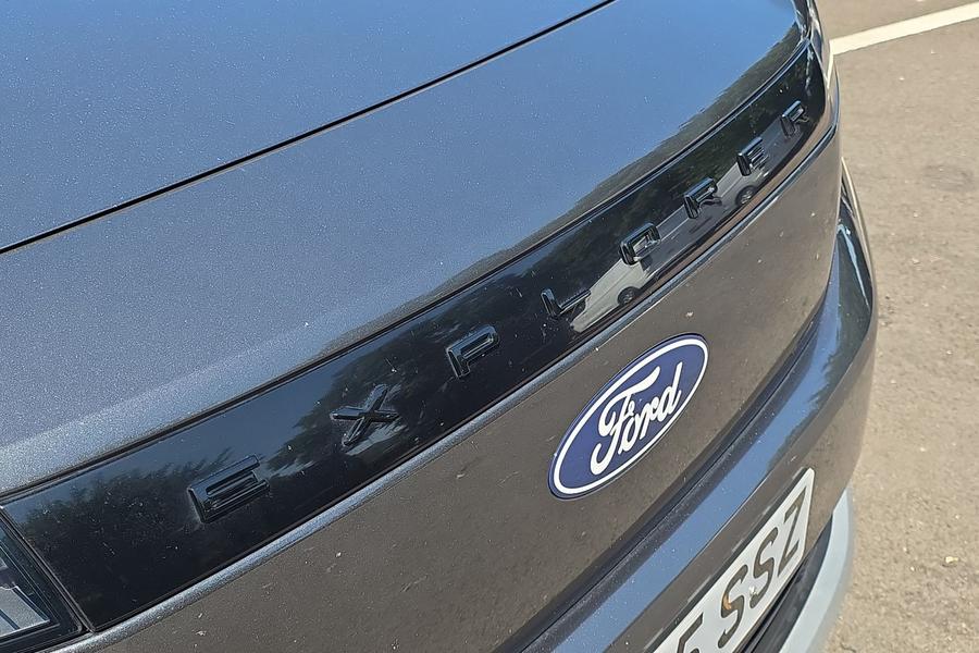 Ford Explorer Photo autoimg-d509e6c84ba18dca2e1b6c22b5288ead290b3b07.jpg