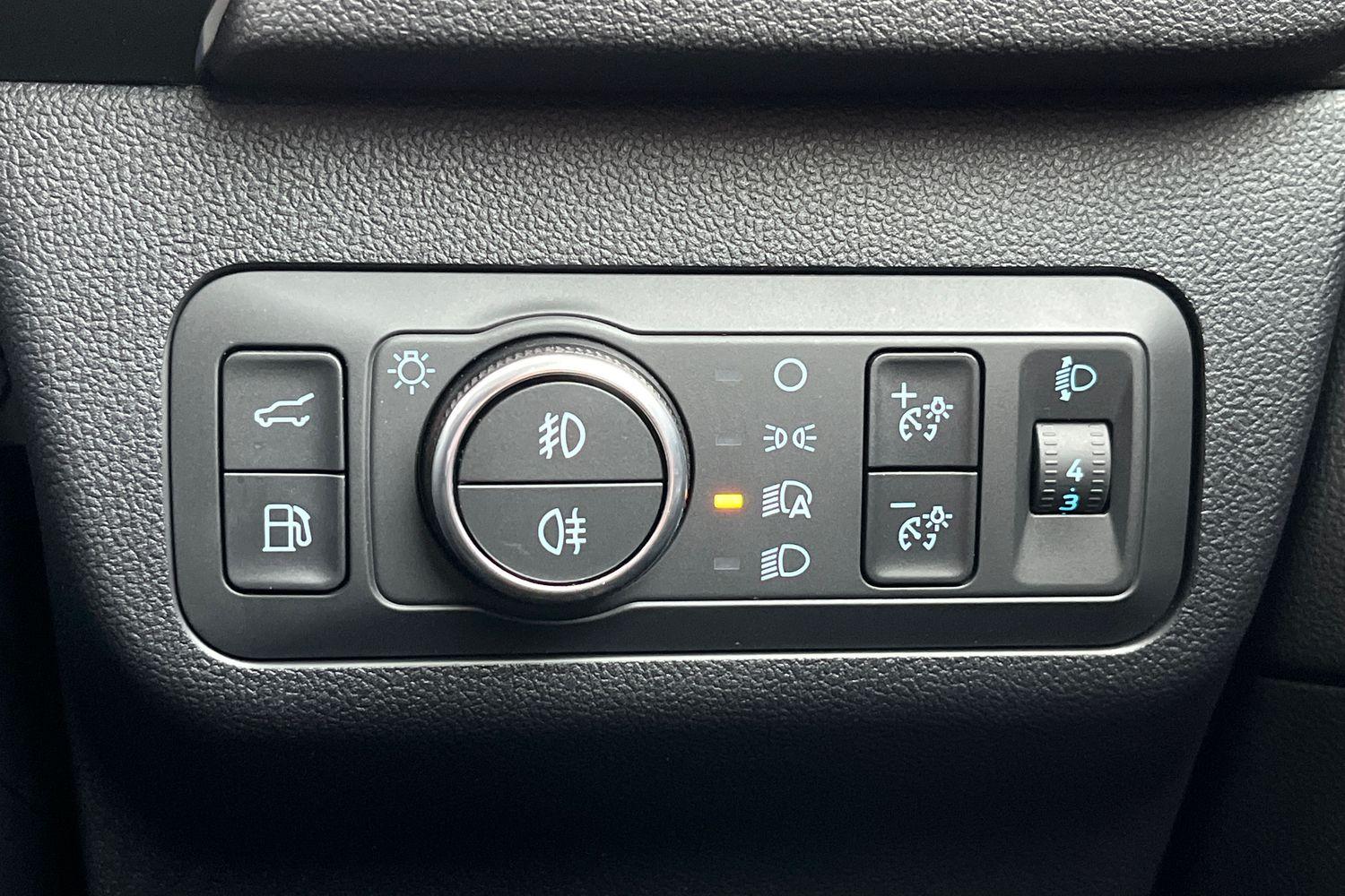 Ford KUGA Photo 33
