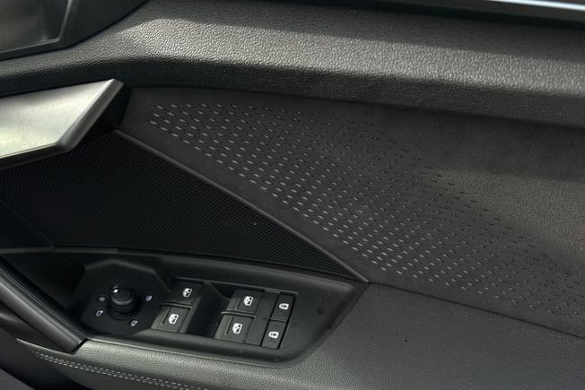 Audi RS3 Photo 27