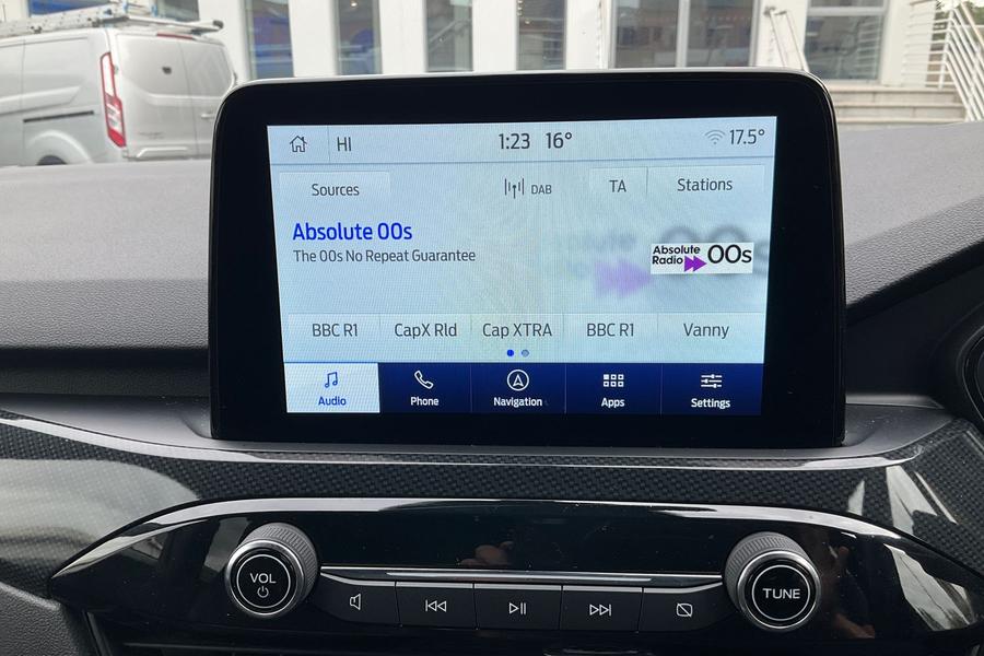 Ford KUGA Photo autoimg-d50e5b65272fafcb011504291ecbc36621e155b6.jpg