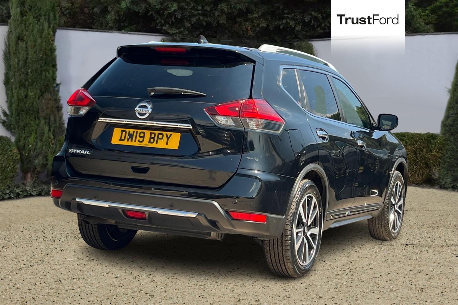 Nissan X-TRAIL Photo 3