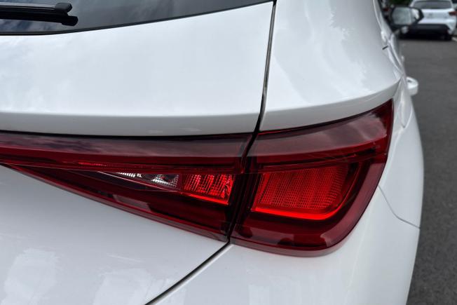 CUPRA Leon Photo 18