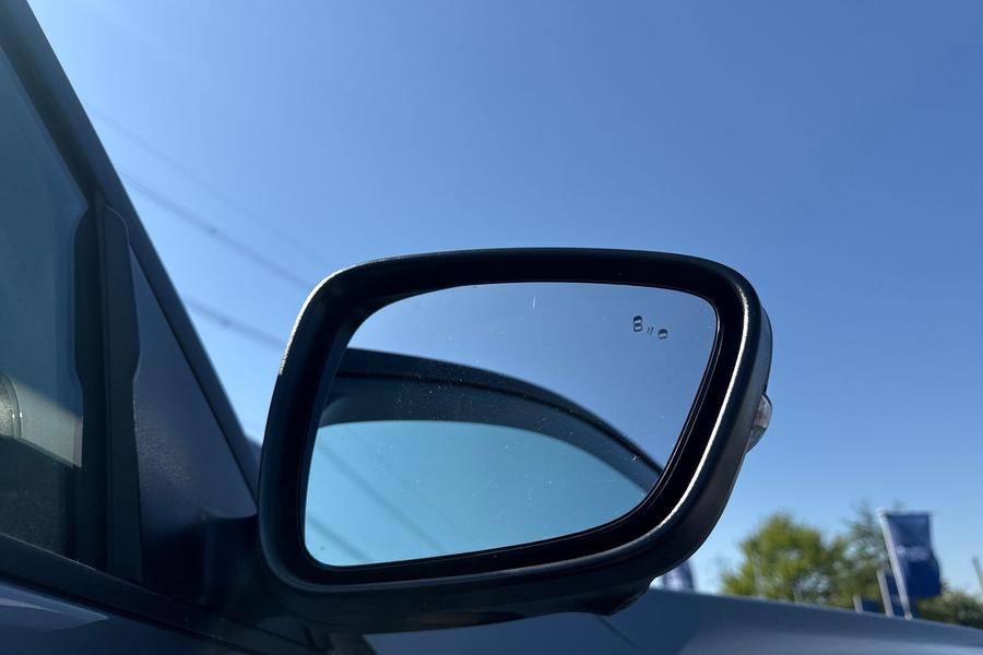 Ford KUGA Photo autoimg-d515125d1fe4c3aa935c1db7aea9f8f2568e6212.jpg
