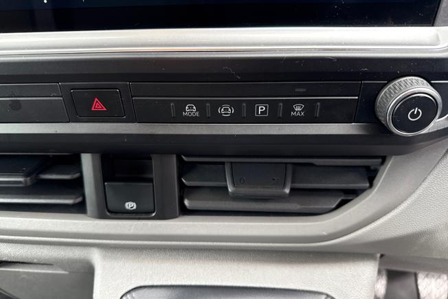 VOLKSWAGEN Transporter Photo 40
