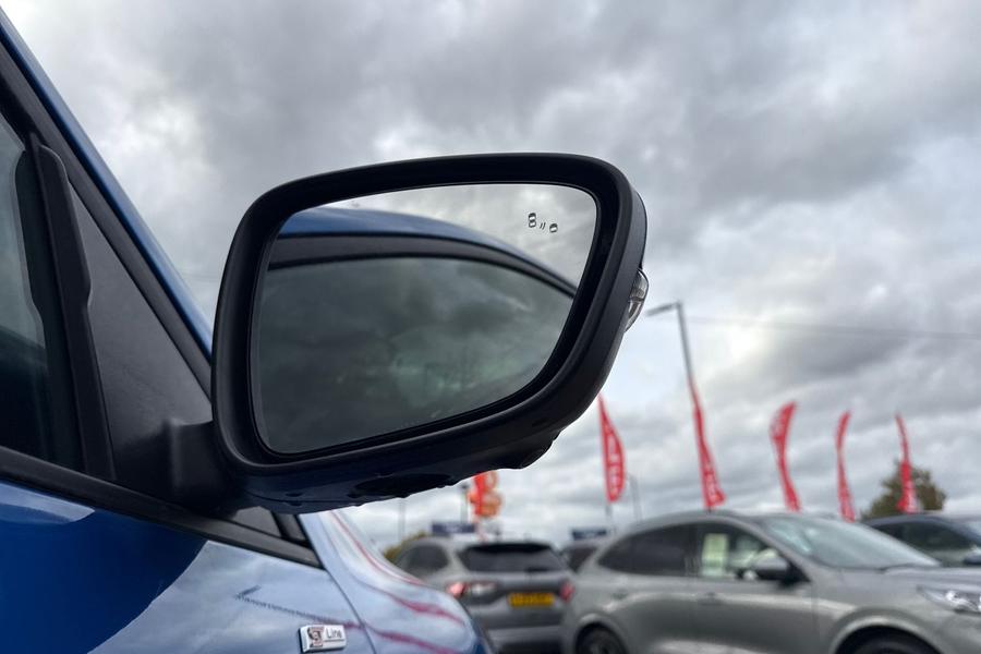 Ford KUGA Photo autoimg-d51db5130be352f6c1db16e70d78d7eb74f4f8a1.jpg