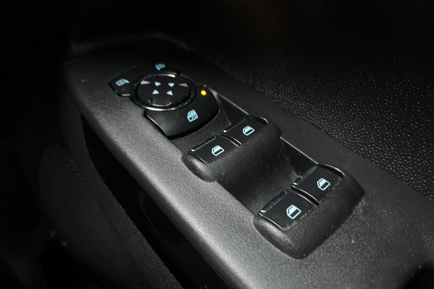 Ford ECOSPORT Photo 15