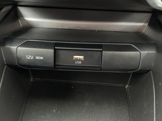 KIA Stonic Photo 43
