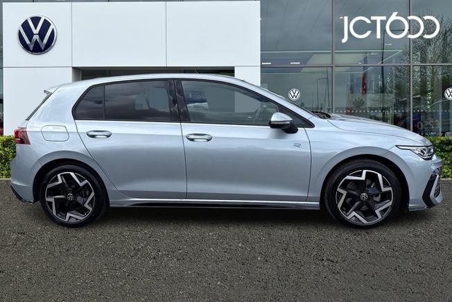 VOLKSWAGEN Golf Photo 4