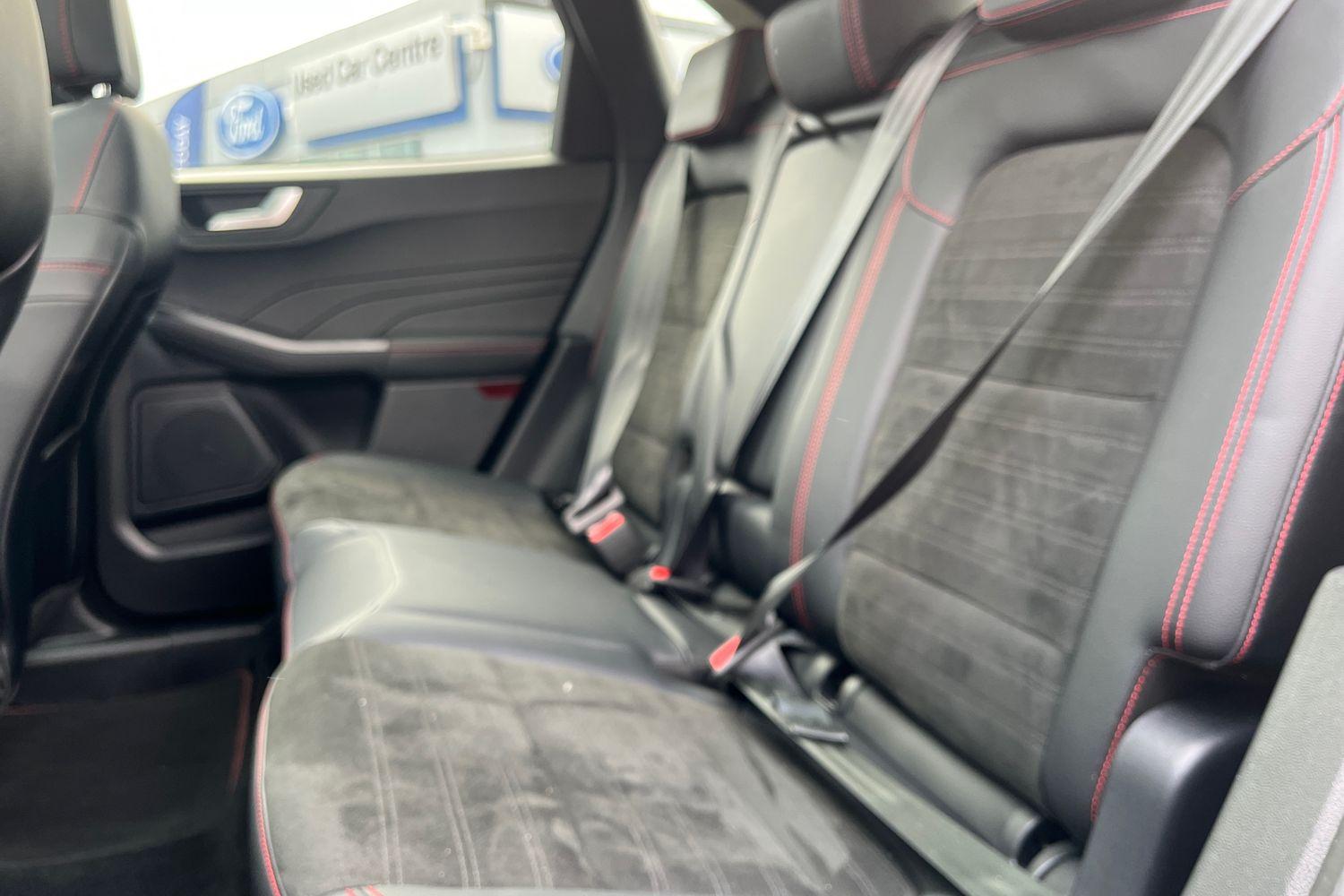 Ford KUGA Photo 19