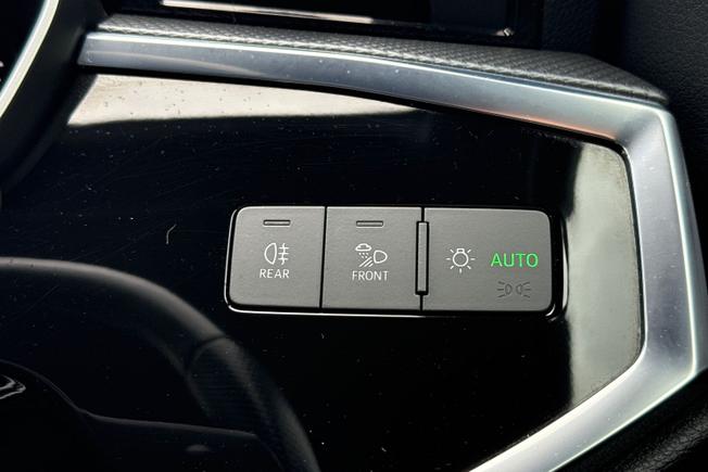 Audi Q3 Photo 37