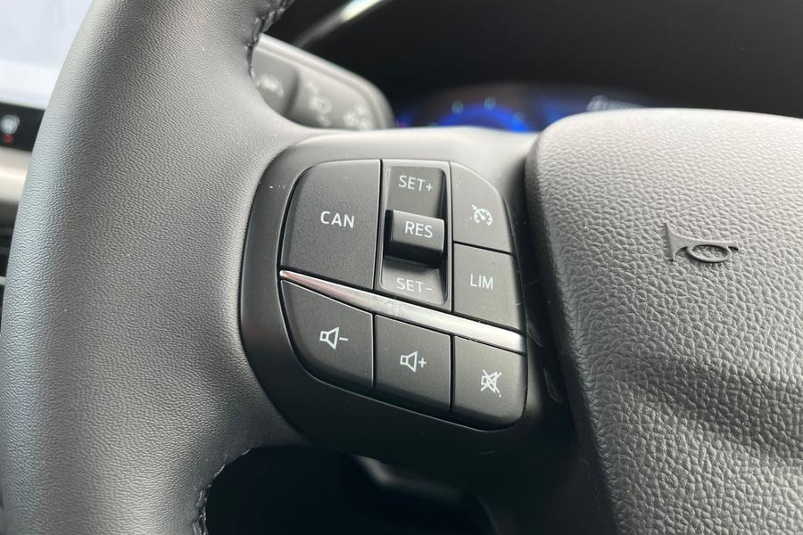 Ford Focus Photo autoimg-d5286ab94346ad994457aa6d0382397e1e334ca6.jpg