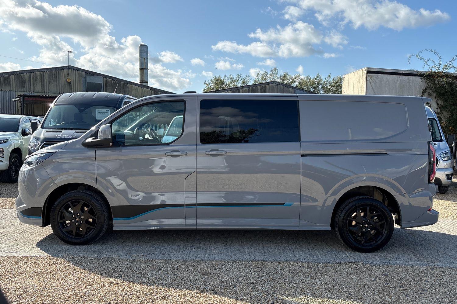 Ford TRANSIT CUSTOM Photo 21