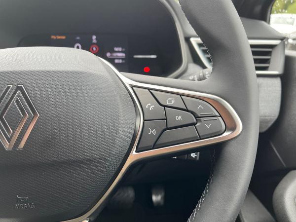 Renault Clio Photo autoimg-d52ca72f867d5d5e4b5ab0b7d4deefcfa79e2f55.jpg