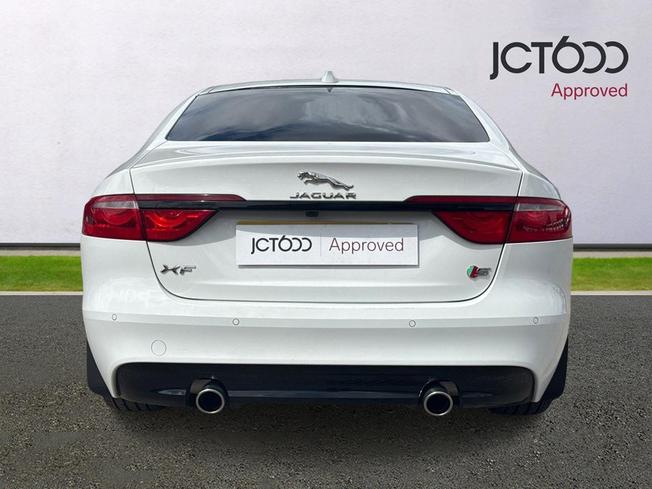 JAGUAR XF Photo 7