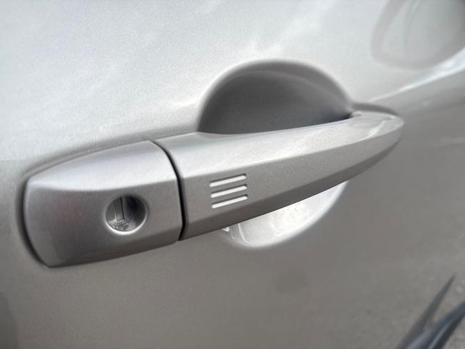 NISSAN X-Trail Photo 24