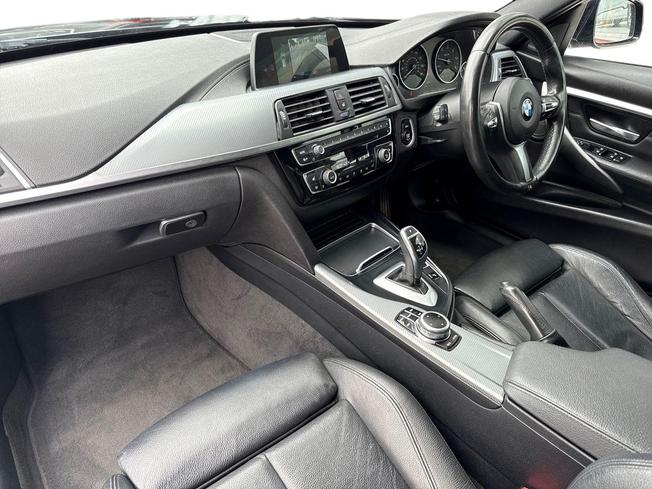 BMW 3 Series Photo 2