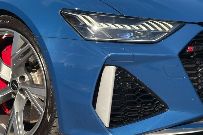 AUDI Rs6 Avant Photo 19