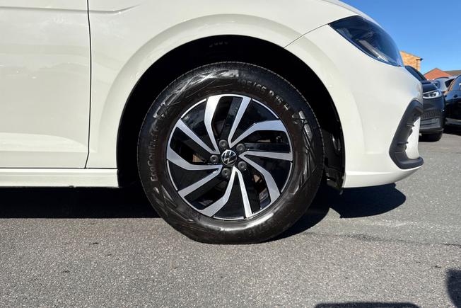 VOLKSWAGEN Polo Photo 5