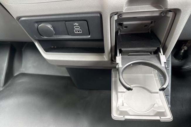 VOLKSWAGEN e-Transporter Photo 32