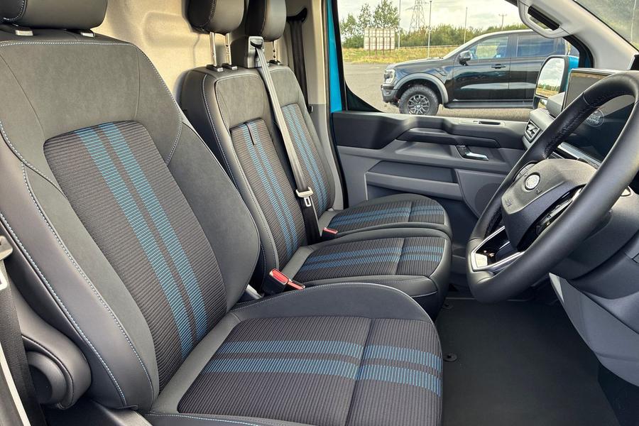 Ford Transit Custom Photo autoimg-d53986861ca7da824c954d3be9de1a845d1ab468.jpg