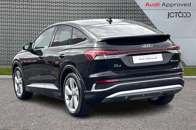 AUDI Q4 E-Tron Photo 3