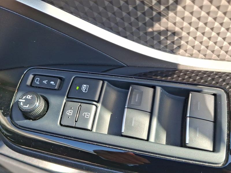Used Toyota C-HR FG70CFM 25