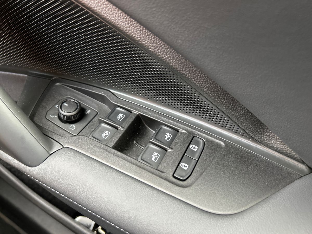 Volkswagen Tayron Photo autoimg-d5434ad7a5c308724fdc3a1a750598e892e2061c.jpg