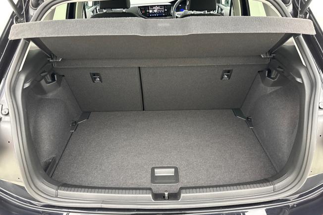 VOLKSWAGEN Polo Photo 12