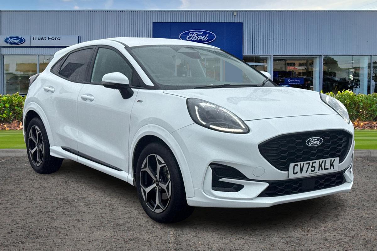 Ford Puma listing photo