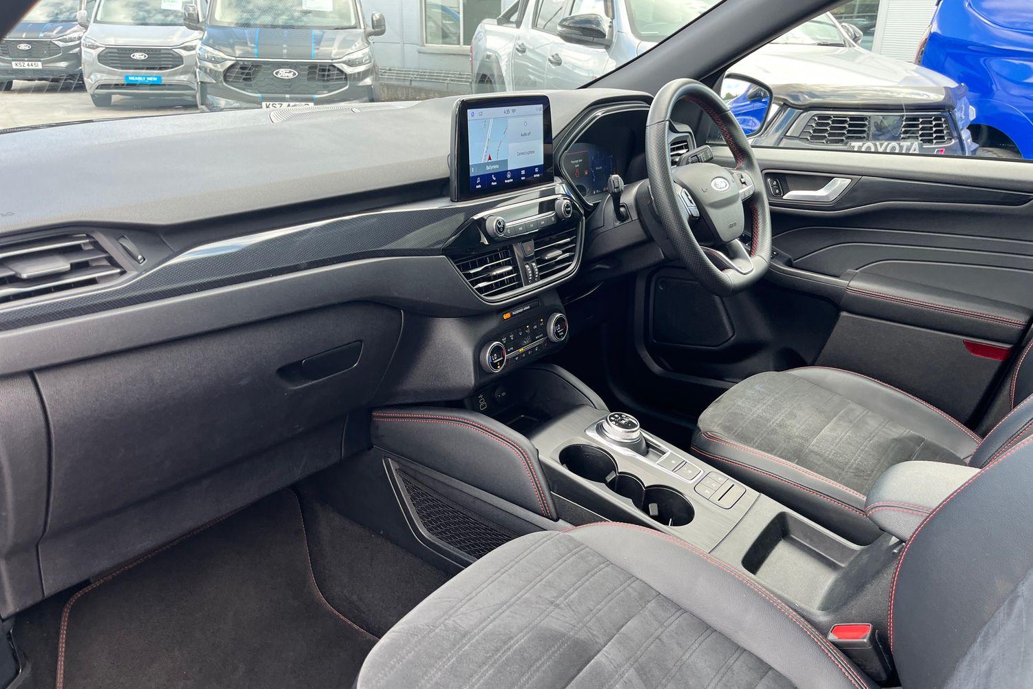 Ford KUGA Photo 17