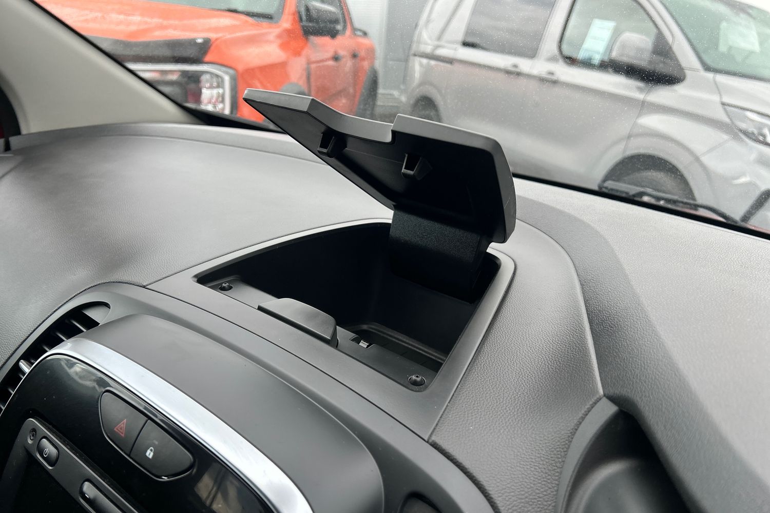 Renault CAPTUR Photo 28