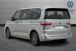 VOLKSWAGEN Multivan Photo 3