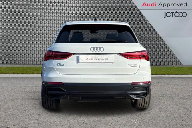 AUDI Q3 Photo 7