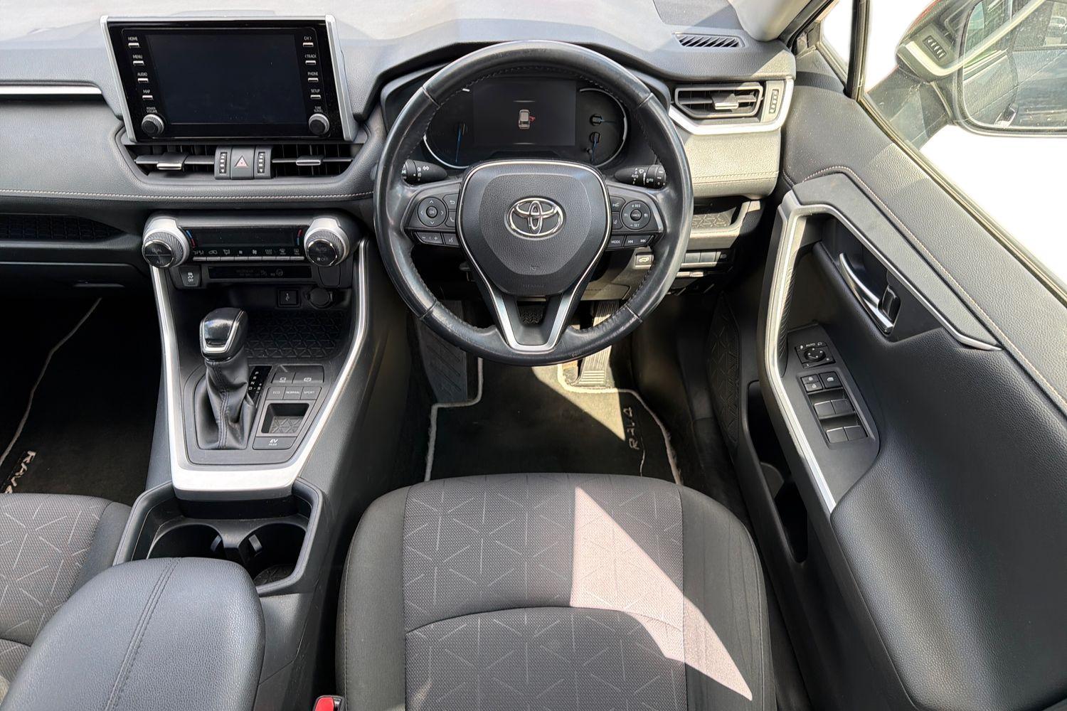 Toyota RAV4 Photo 10