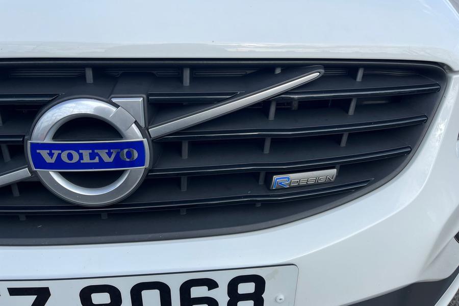 Volvo XC60 Photo autoimg-d560c2879b4ad0848528f9d7ccc7f452004c3347.jpg