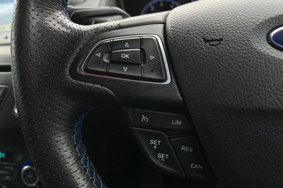 Used Ford FOCUS RS 25