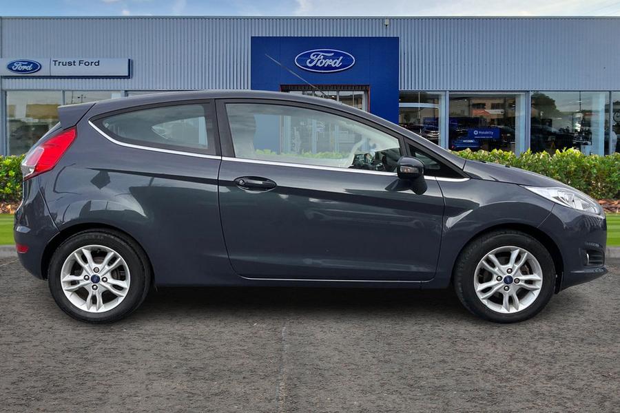 Ford FIESTA Photo autoimg-d5634bd8ebf39fa48c765e984671523acd8874f4.jpg