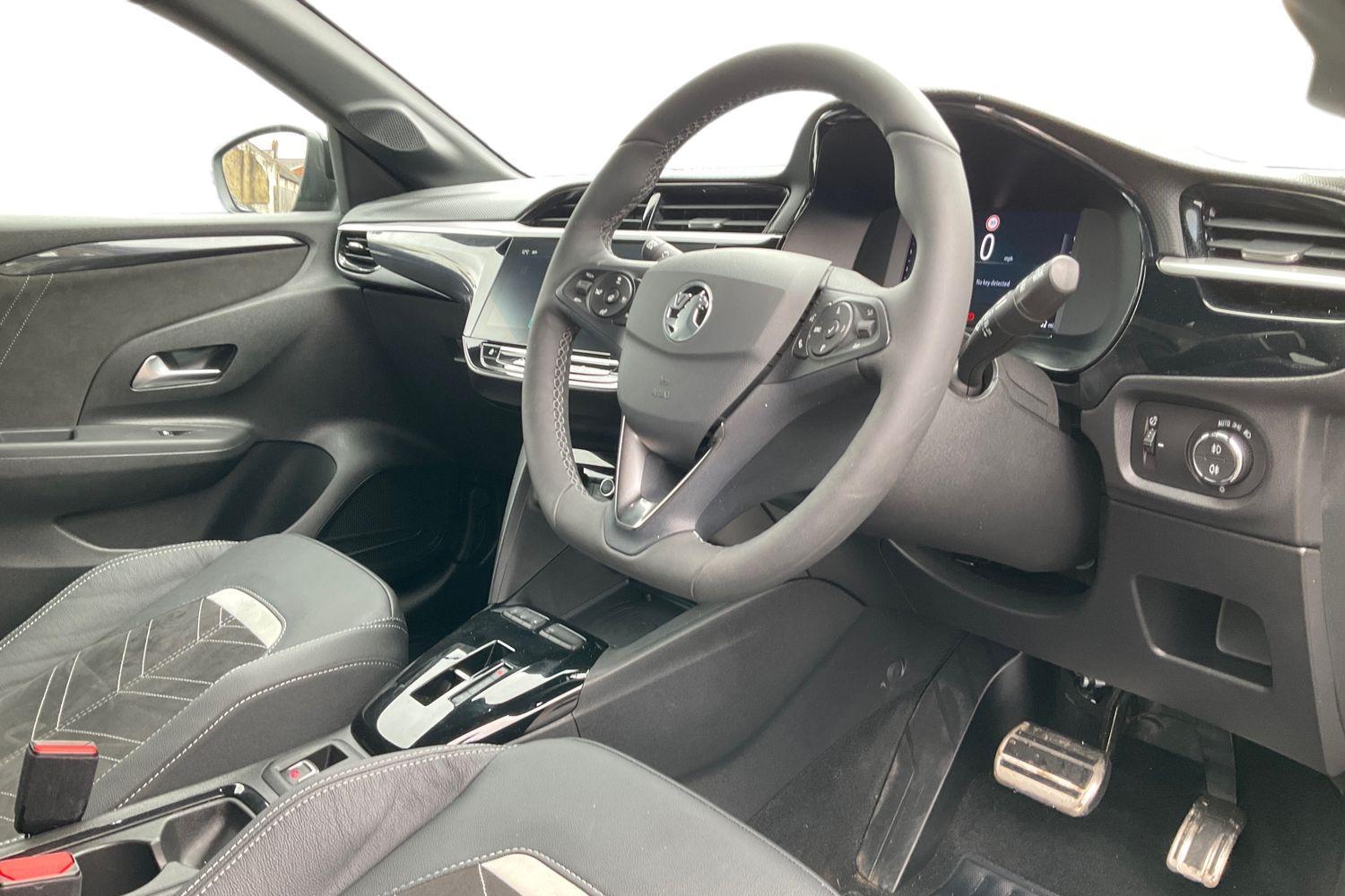 Vauxhall CORSA Photo 8