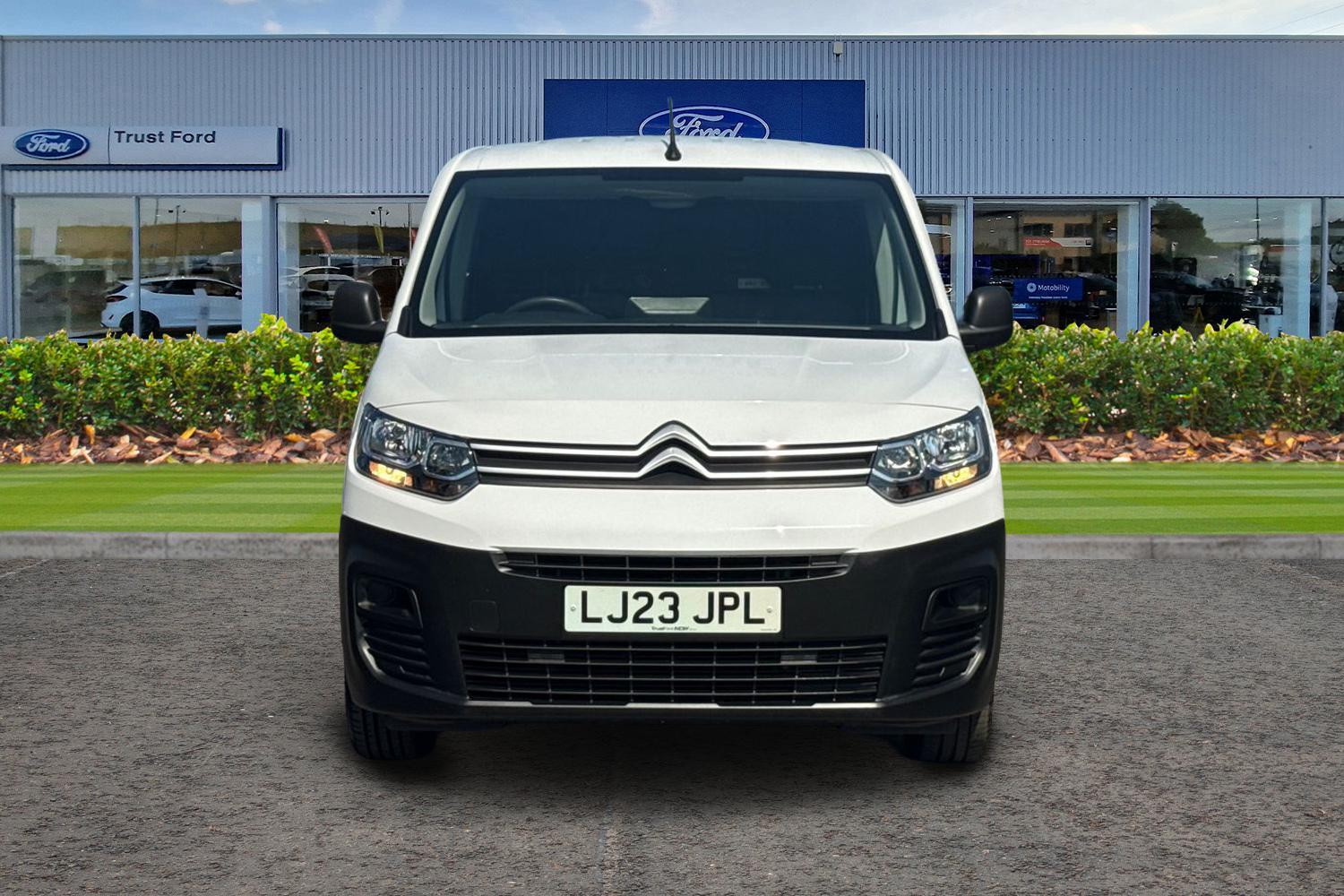 Citroen BERLINGO Photo 11